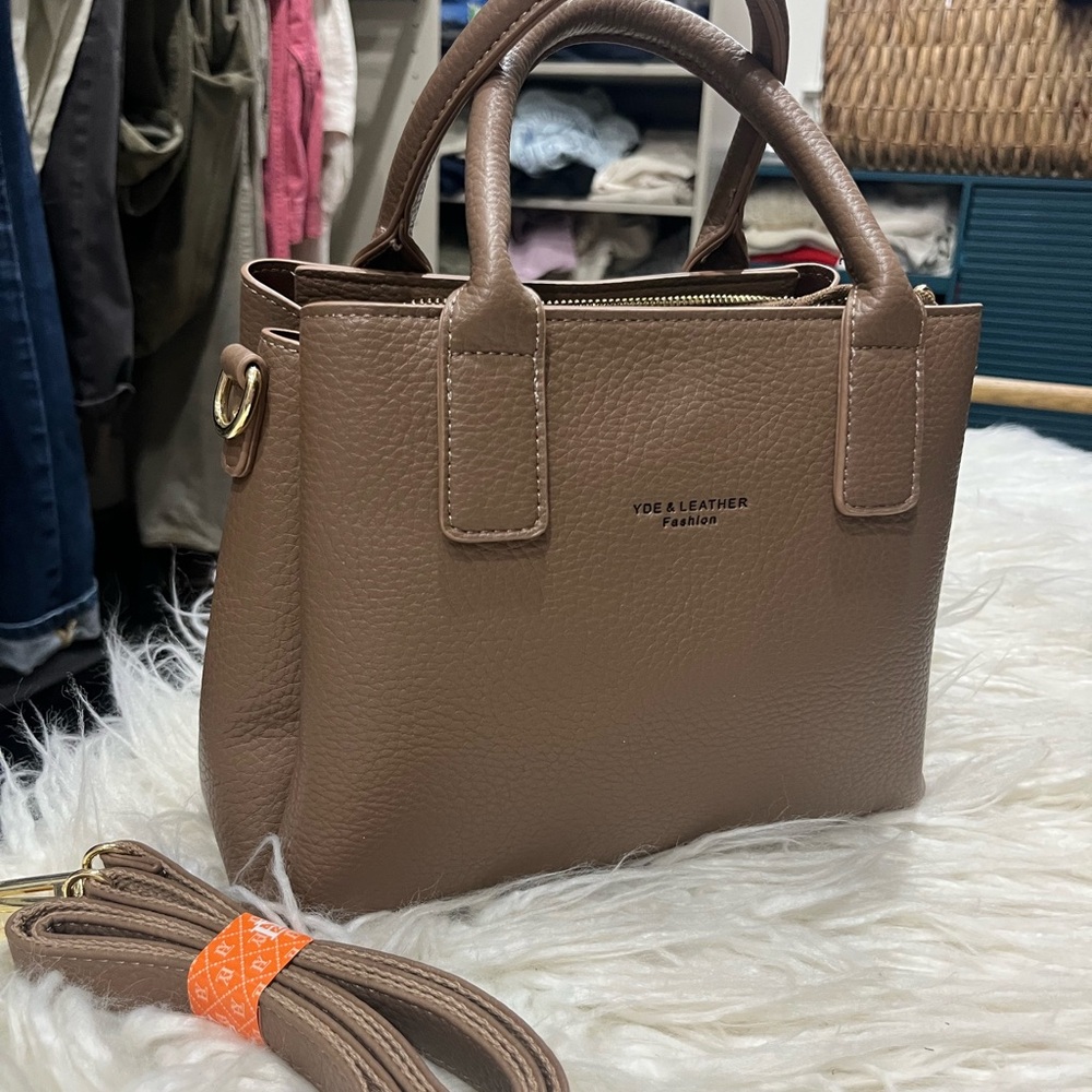 Women's YDE Leather purse